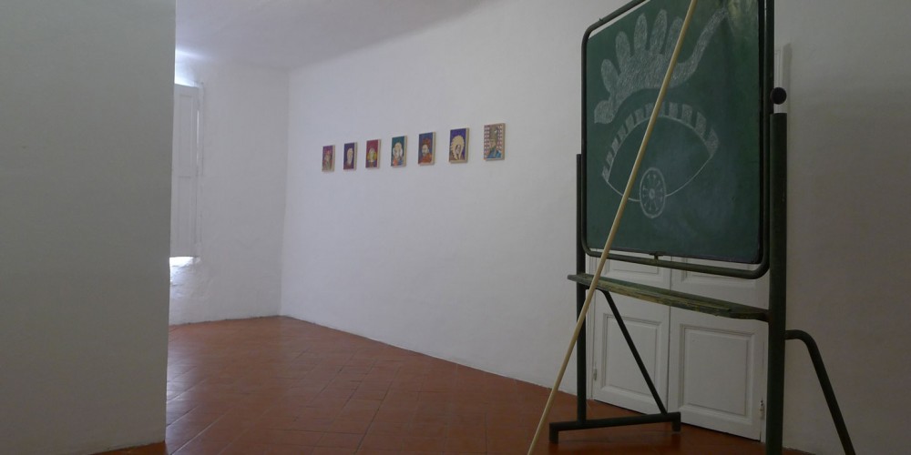 Leçon-n°1-tableau d'école céramique, huile sur bois, installation-2016